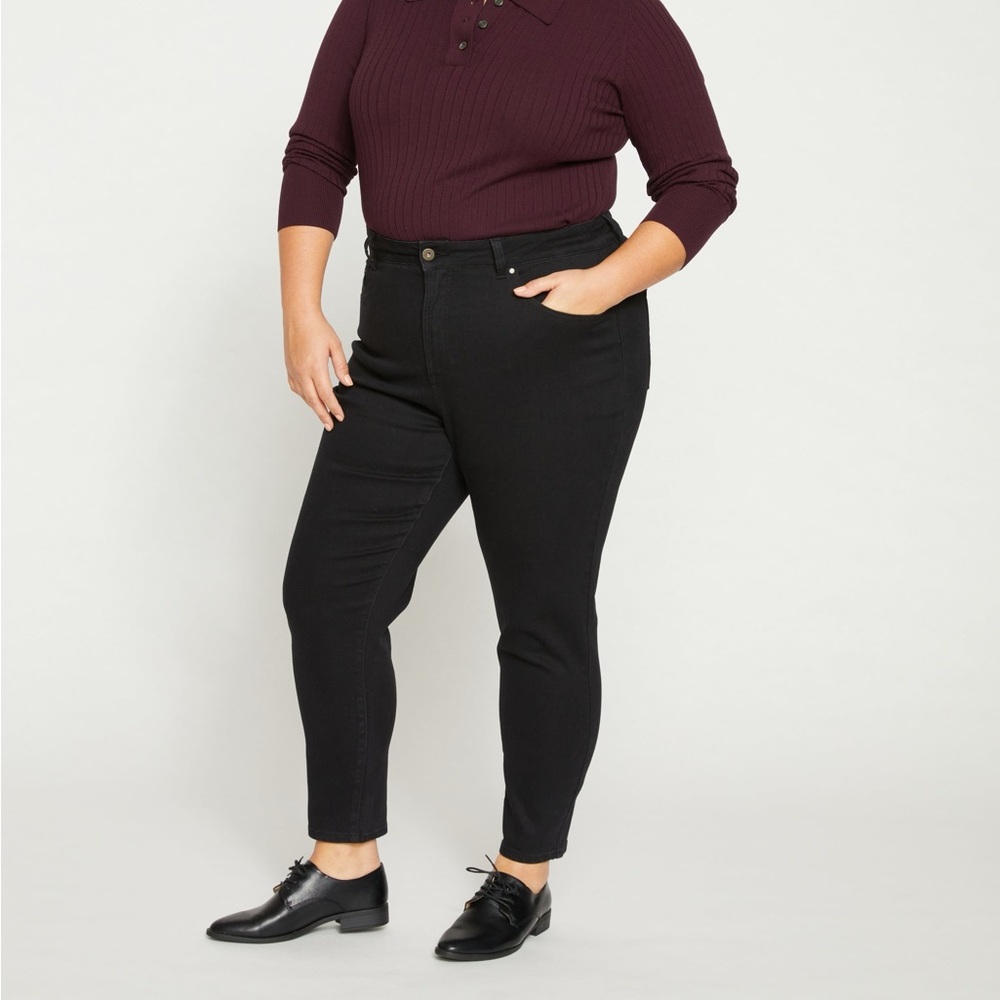 Joni High Rise Curve Slim Leg Jeans 10 Long